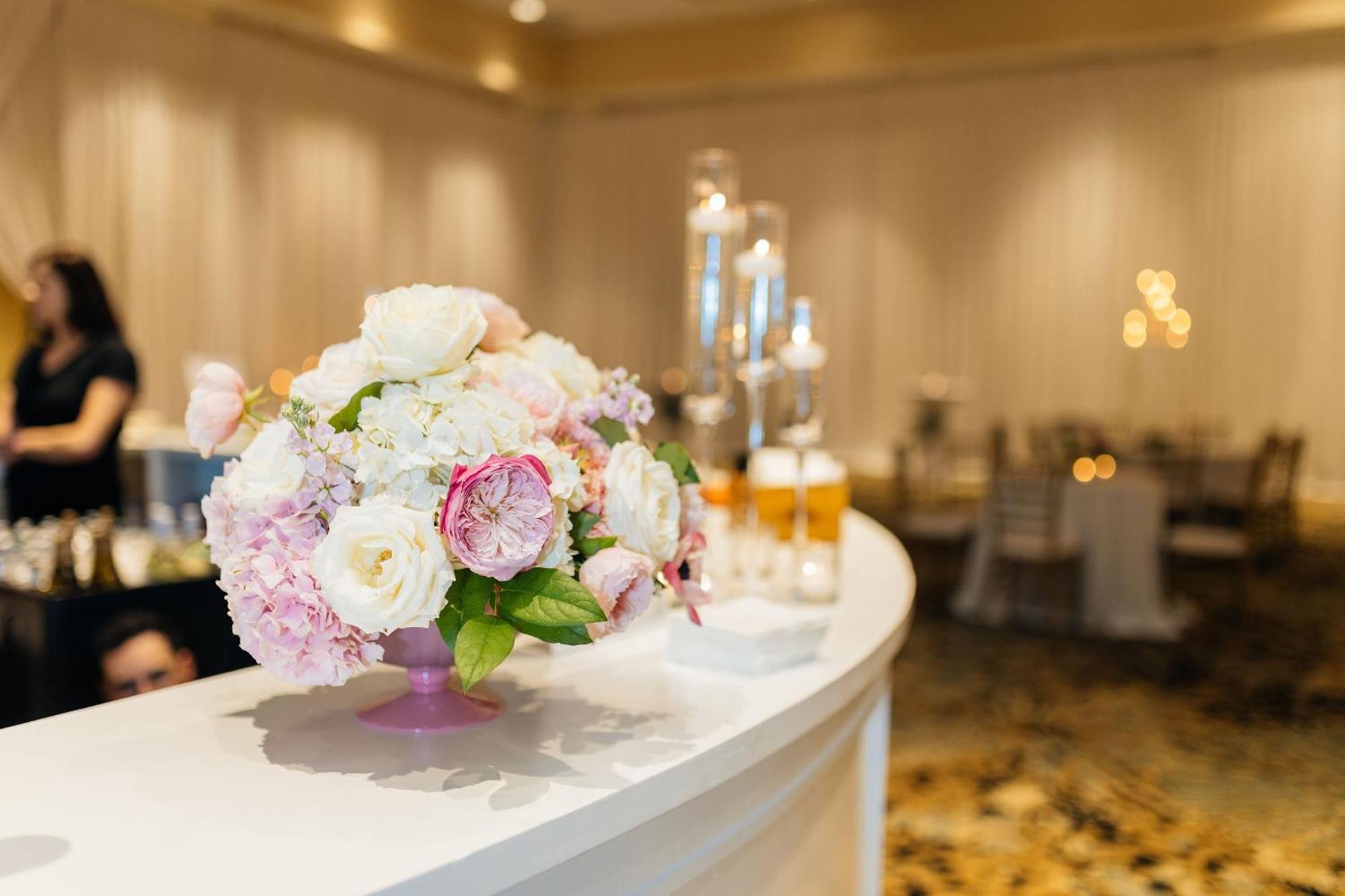 Отель Crowne Plaza Executive Center Baton Rouge By Ihg Экстерьер фото
